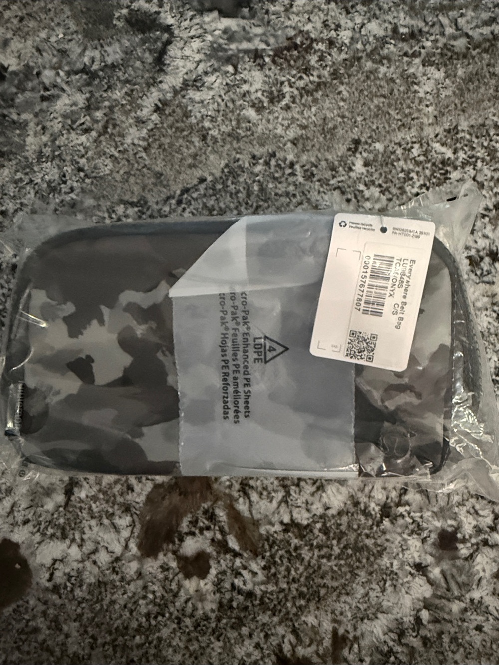 Lululemon Everywhere Belt Bag Camo Grey/Onyx 1L New - Picture 9 of 11